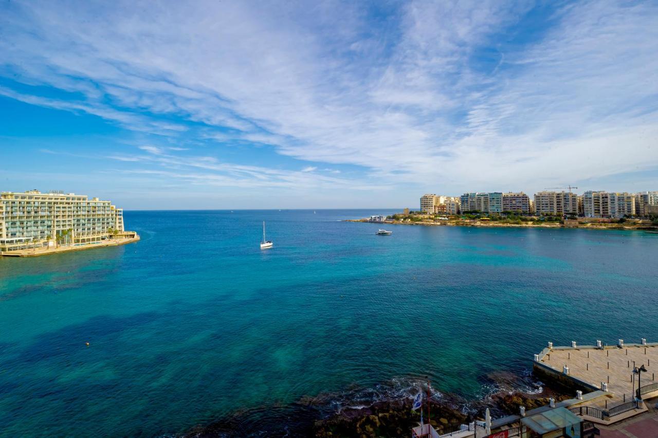 Saint Julian's Spinola Bay Top Floor Seafront 3 Bedroom Apartment With Panoramic Sea Views - By Getawaysmalta מראה חיצוני תמונה