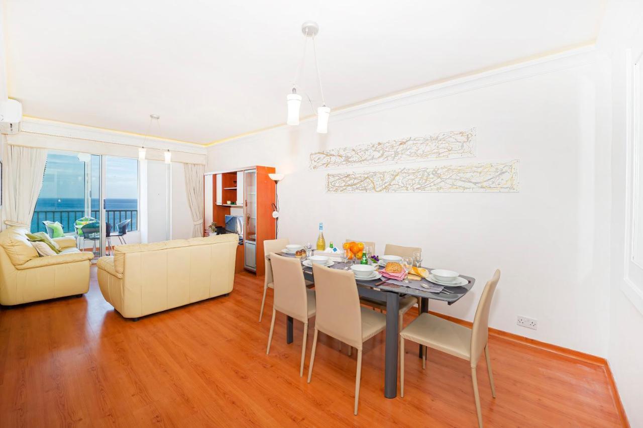Saint Julian's Spinola Bay Top Floor Seafront 3 Bedroom Apartment With Panoramic Sea Views - By Getawaysmalta מראה חיצוני תמונה