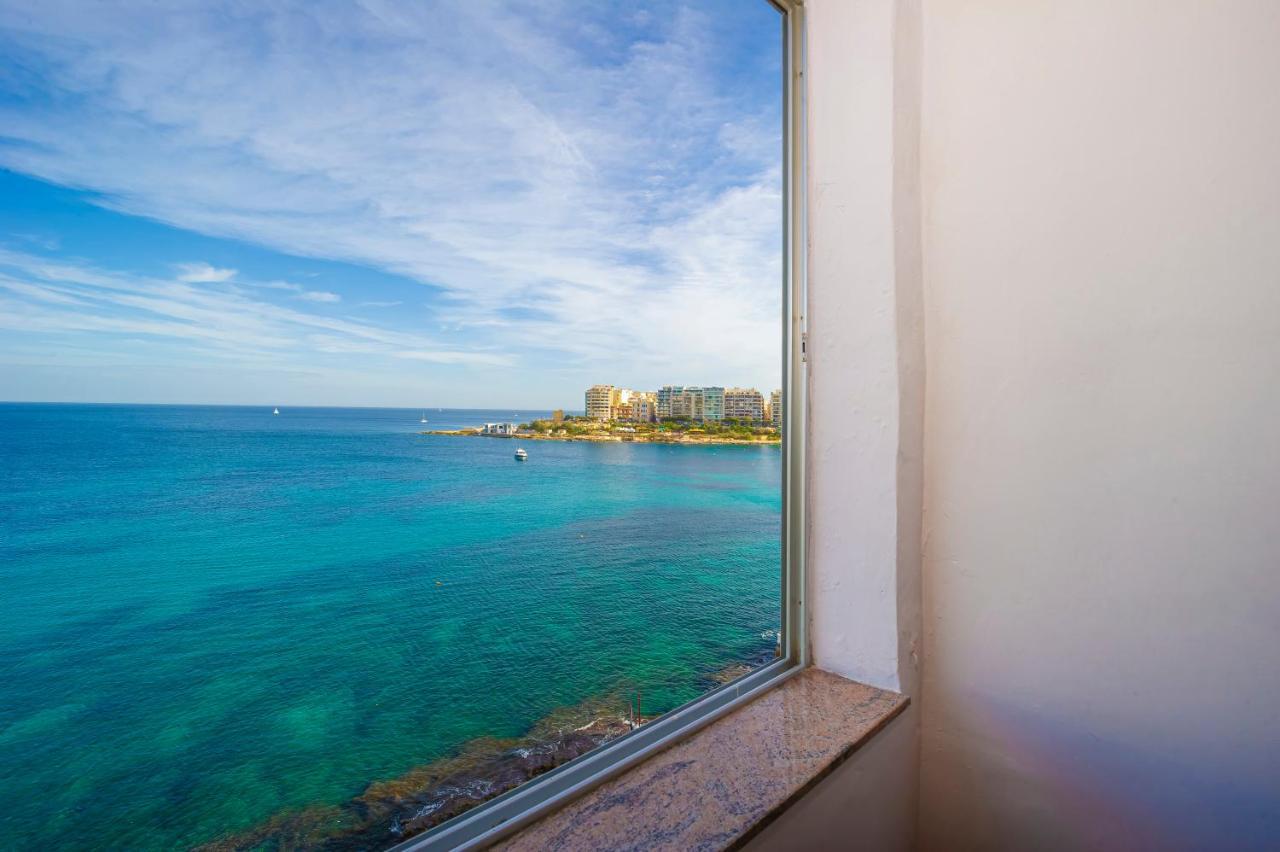 Saint Julian's Spinola Bay Top Floor Seafront 3 Bedroom Apartment With Panoramic Sea Views - By Getawaysmalta מראה חיצוני תמונה